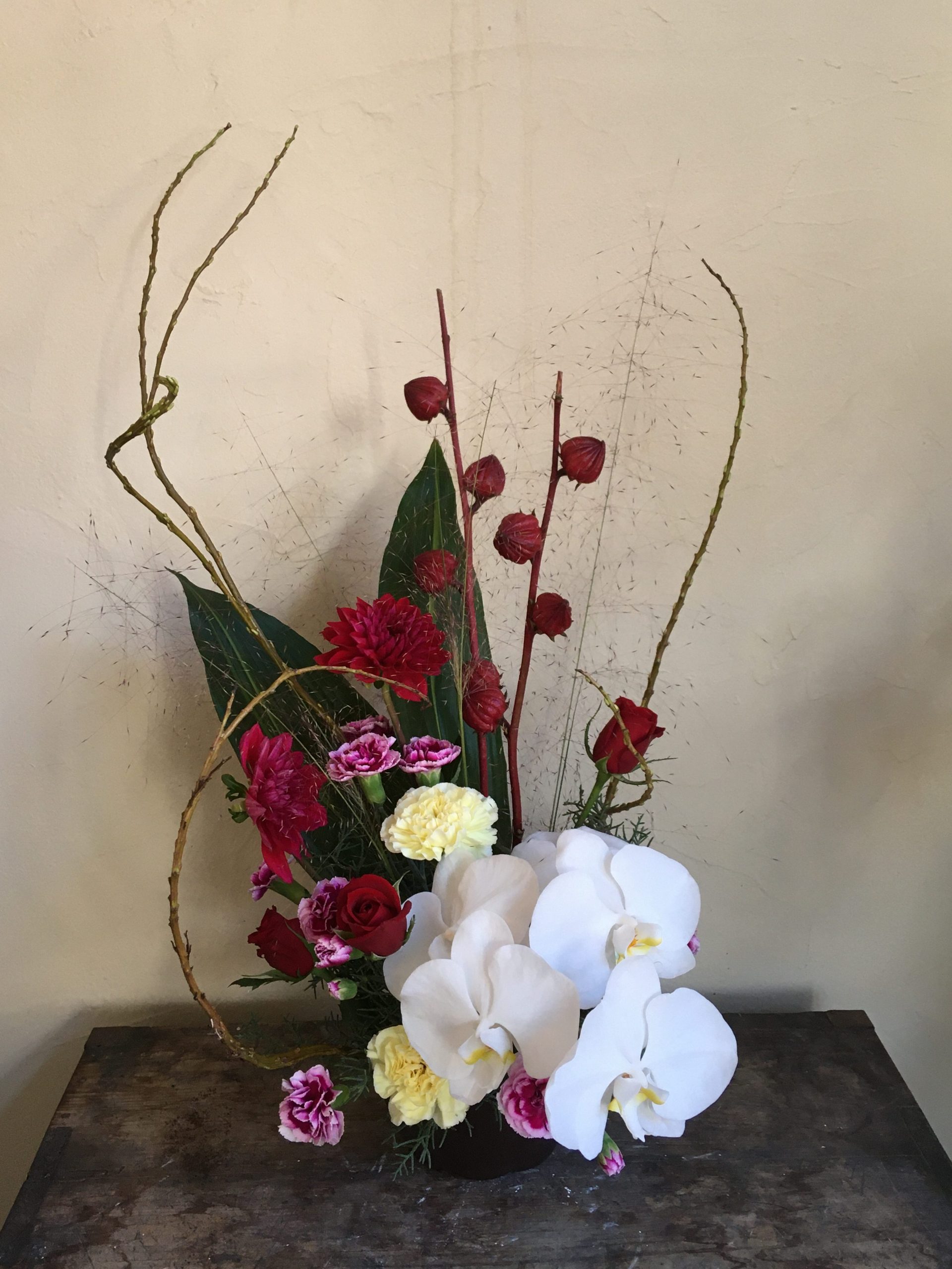 胡蝶蘭の入ったアレンジ|「花はあんどう」　（鳥取県倉吉市の花屋）のブログ