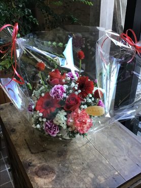 お誕生日アレンジ｜「花はあんどう」　（鳥取県倉吉市の花キューピット加盟店 花屋）のブログ